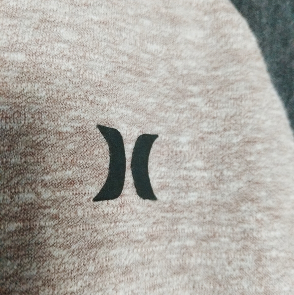 Make an offer 😄 Hurley Long Sleeve Jacket Shirt w/ hood - Picture 3 of 4